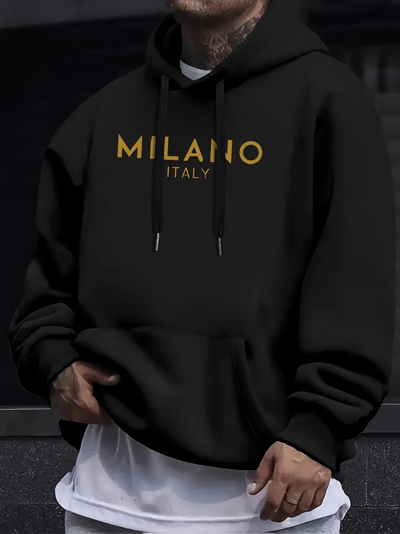 Street Fashion Milano - Herfst- en wintersweatshirt met capuchon, MILANO